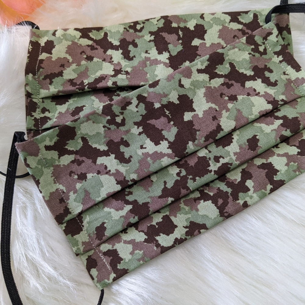 Two Face Masks - Camo - Picture 3 of 5